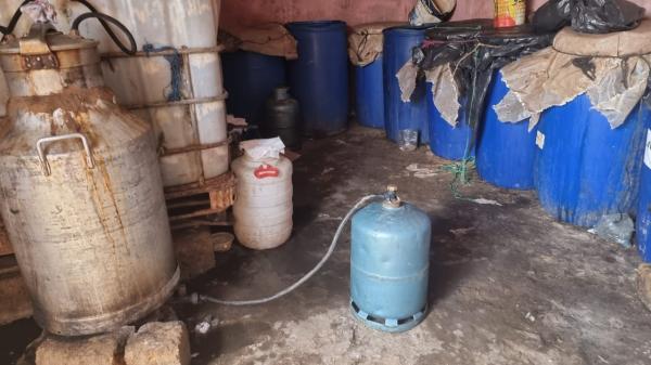 درك تسلطانت يداهم ورشة لتقطير "ماحيا" بدوار زمران